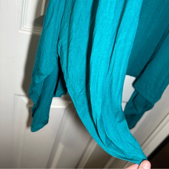 NWT La Vanya Teal Scoop Neck Sleeveless Handkerchief Hem Tank size 1X - Picture 6 of 10